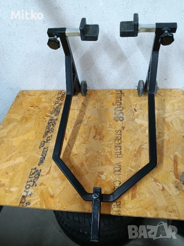 Стоика за мотор задна