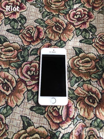 Продавам iPhone SE 2016, снимка 2 - Apple iPhone - 54615995