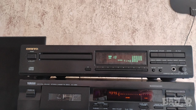 CD player Onkyo DX-7211 