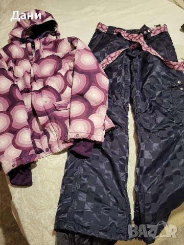 Дамски ски комплект Cropp , снимка 10 - Зимни спортове - 55285611