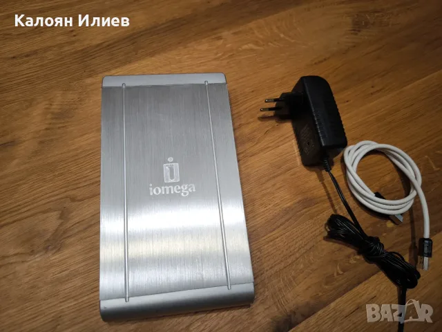 Външен USB хард диск Iomega 320GB