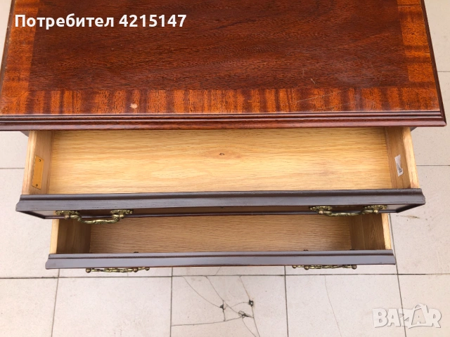 Нощно шкафче от махагон с резба"-Councill Chippendale", снимка 13 - Шкафове - 54663361