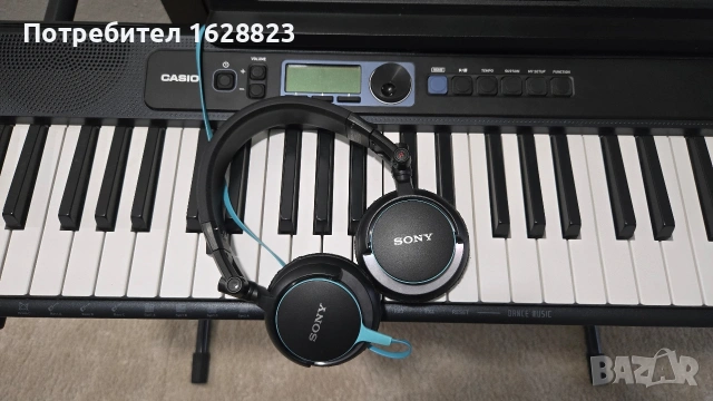 Синтезатор Casio CT-S300+Педал ALESIS ASP-2+Слушалки SONY MDR-V55/ПОДАРЪК/, снимка 3 - Синтезатори - 54709673