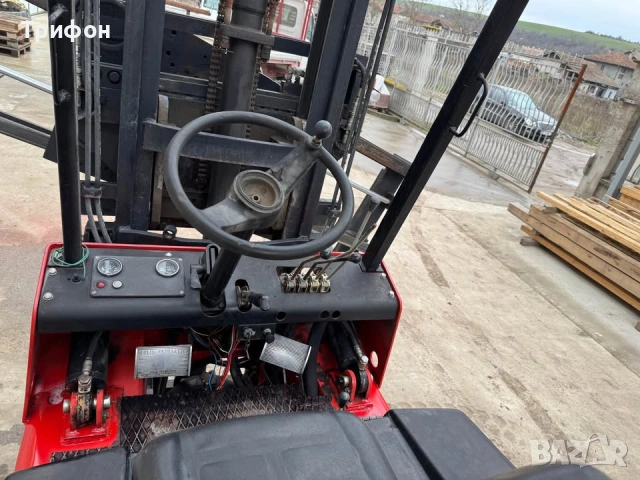 Рециклиран дизелов мотокар 2.5Т с РОТАТОР, снимка 5 - Индустриална техника - 53953945