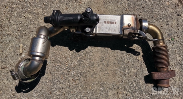 EGR ЕГР охладител с термостат BMW 330xd 184 кс, снимка 2 - Части - 54852828