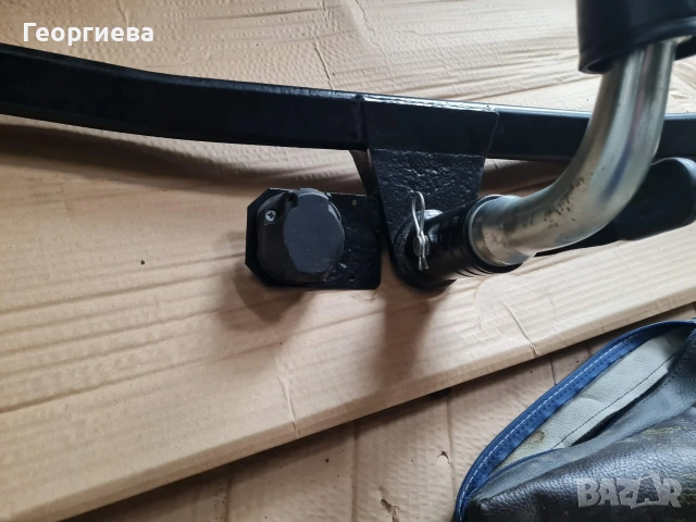 Теглич за Kia Ceed , снимка 3 - Части - 55055938