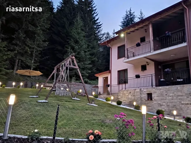 Вила Авангард Сърница - Villa Avantgarde Sarnitsa 