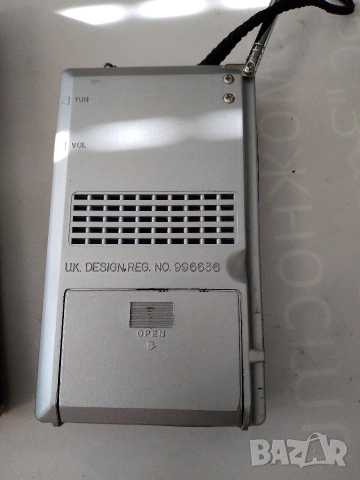 Ретро AM/FM радио PANASHIBA IC80, снимка 3 - Радиокасетофони, транзистори - 54734701