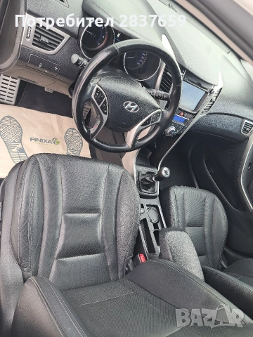 Хюндай i30 1.6 CRDI FULL PREMIUM , снимка 7 - Автомобили и джипове - 54678265
