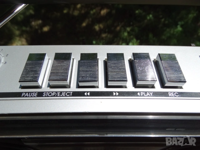 GRUNDIG RR 345 ..., снимка 7 - Радиокасетофони, транзистори - 54720006