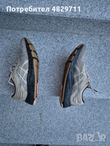 Продавам Дамски Маратонки в добро състояние asics gel, снимка 3 - Маратонки - 54576515