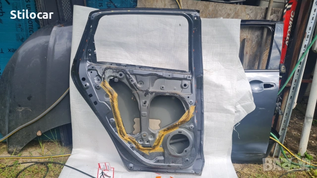 Врата HONDA JAZZ 20-23г задна лява, снимка 2 - Части - 55068317