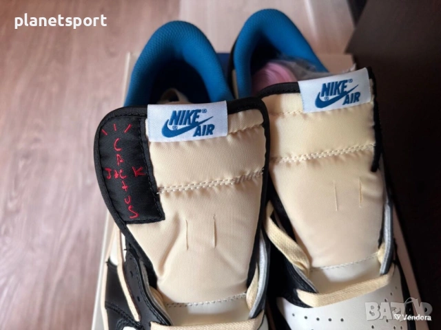 Air Jordan 1 Low Travis Scott Fragment , снимка 5 - Маратонки - 54697064
