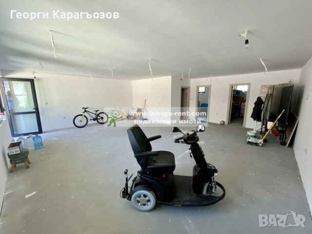 №4101 Обект с опция за паркоместа, подходящ за всякакъв вид бизнес дейност в кв. Училищни!, снимка 3 - Офиси - 54690271