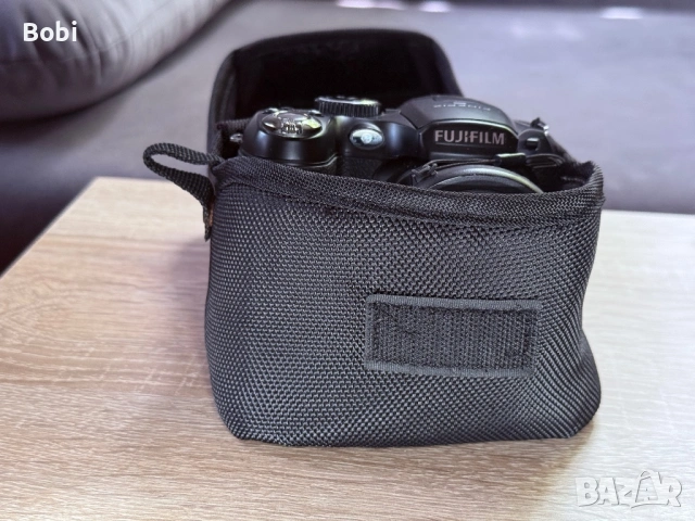 Fujifilm FinePix S2980 , снимка 12 - Фотоапарати - 54943585