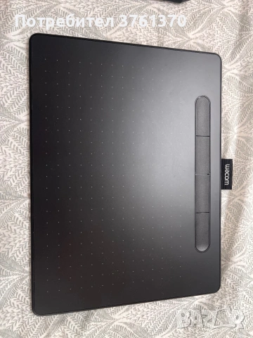 графичен таблет WACOM Intuos M черен, снимка 3 - Таблети - 55218833