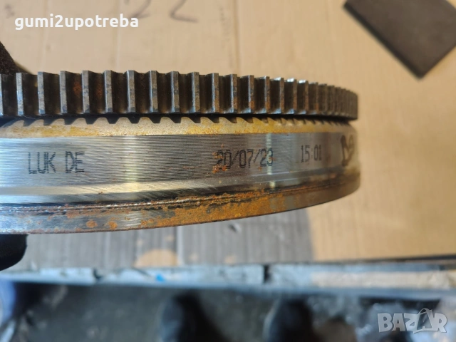 Демпферен Маховик 04E105266K Volkswagen Passat B9 1.5 eTSI 150кс 2024г Бензин Комби, снимка 8 - Части - 54883176