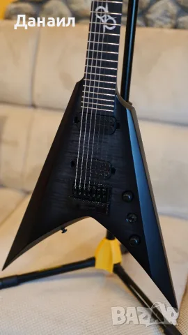 Solar V1.7FBB - Flame Black Burst Matte - като нова, снимка 3 - Китари - 55665245
