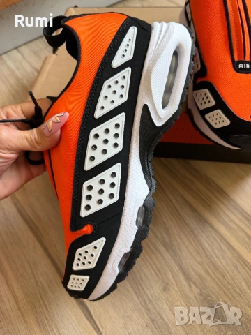 Нови Оригинслни маратонки Nike Air Max Sunder "Safety Orange"! 40,5 н, снимка 2 - Маратонки - 54724283