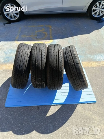 летни гуми Dunlop 175x65x15, снимка 2 - Гуми и джанти - 54550577