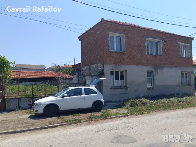 Продава се двуетажна къща в с. Конуш (общ. Асеновград) – БЕЗ ПОСРЕДНИК!, снимка 3 - Къщи - 55352019