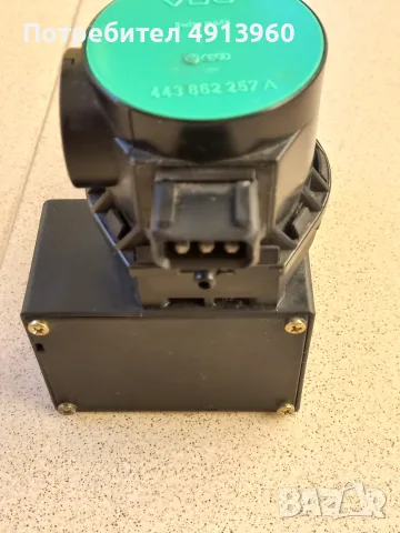Вакуум помпа централно заключване VDO 443862257 A Фолксваген Голф 2 VW Golf , снимка 5 - Части - 55606477