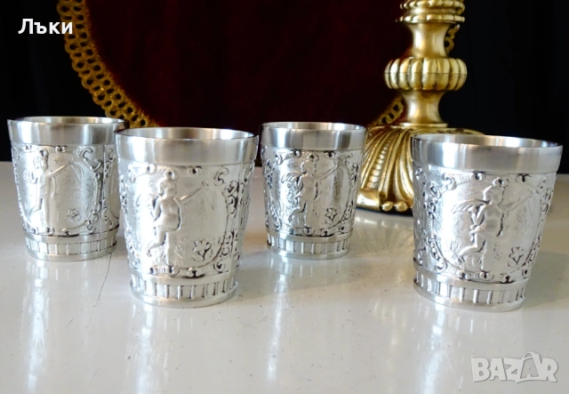 Калаени чаши за ракия Ангел,Тръбач,Пушки. , снимка 3 - Антикварни и старинни предмети - 54305747