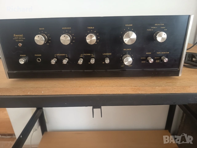 Sansui AU555A Amplifier Перфектно