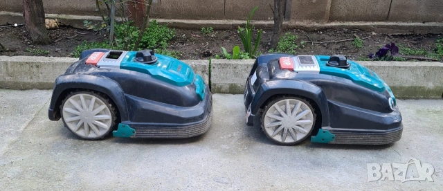 2 бр. Косачки-робот Ferrex R800Easy+ 800кв.м – за ремонт или части, снимка 5 - Градинска техника - 54105856