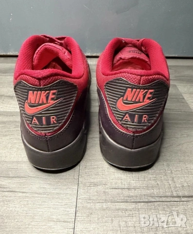 Маратонки Nike Air Max 90 Ultra 2.0, снимка 2 - Маратонки - 54818971
