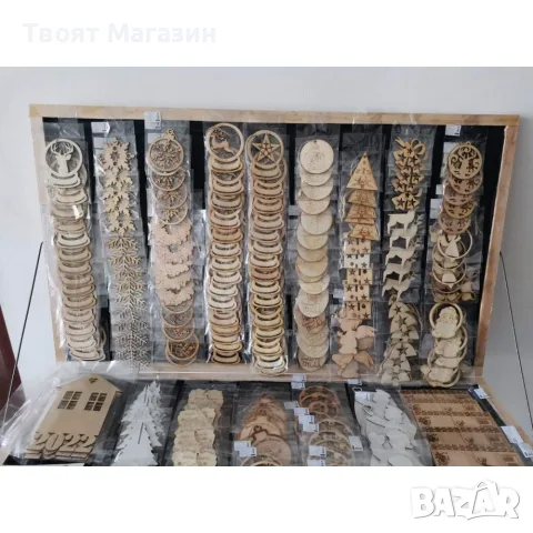 Маса с коледни сувенири, снимка 2 - Коледни подаръци - 55358872