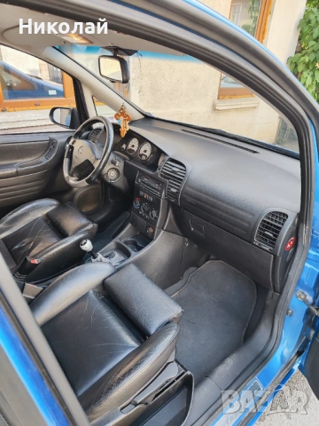 Opel Zafira 2.0 Turbo OPC (Facelift), снимка 9 - Автомобили и джипове - 54755047