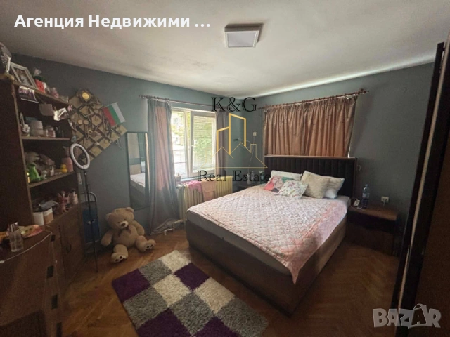 Двуетажна масивна къща в кв " Житница " , снимка 4 - Къщи - 54943195