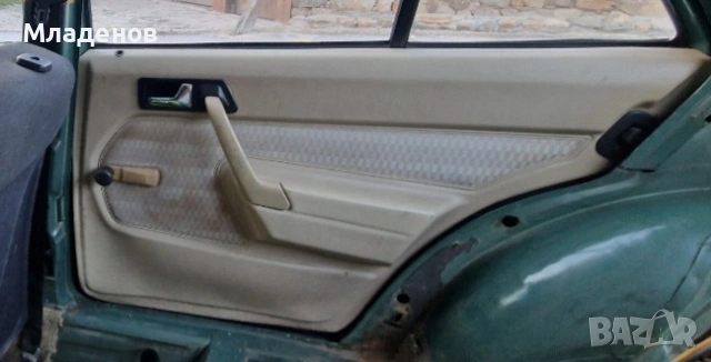 Три кори от Mercedes 190 ., снимка 3 - Части - 54963084