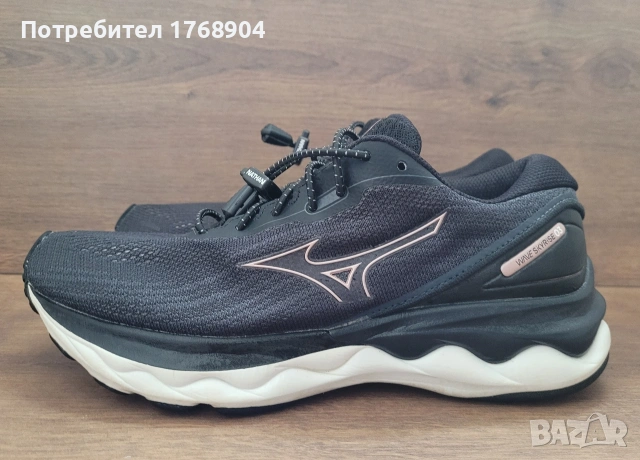 Дамски маратонки Mizuno-38 номер, снимка 2 - Маратонки - 54040954