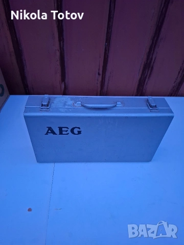 Продава се бормашина AEG. Работеща. 