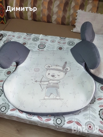 Авомобилна седалка-бустер за дете до 36кг., снимка 2 - Столчета за кола и колело - 54186189