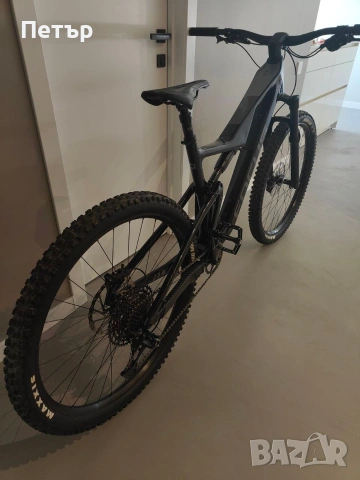 Продавам планински велосипед Focus Jam 8.8 Carbon 2023 – XL | Отлично състояние |, снимка 2 - Велосипеди - 54995505