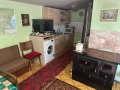 Къща с огромен двор и потенциал в с. Три кладенци, снимка 2