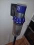 Отлична Dyson V10 безжична прахосмукачка с нова батерия и аксесоари, снимка 2