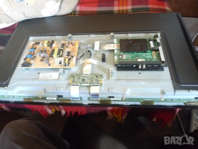 715GA564-M01-B00-005Y , 715GA052-P02-008-003M , 43UHD Dual RGB от Philips 43PUS7505/12