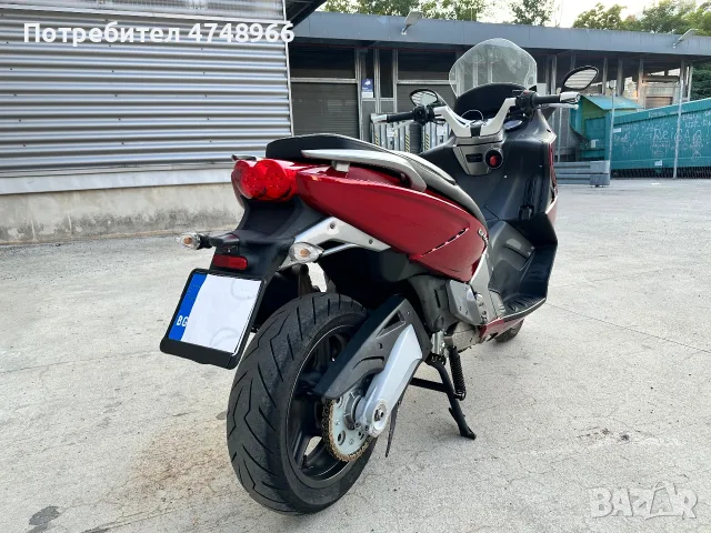 Gilera GP 800 - 41.466KM - РЕГИСТРИРАН-ОБСЛУЖЕН! , снимка 4 - Мотоциклети и мототехника - 55485912