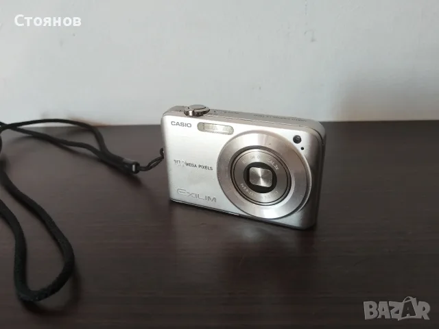 Камера CASIO Exilim EX-Z1050 10.1MP, снимка 4 - Фотоапарати - 55604658