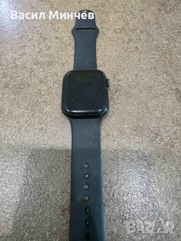 Продавам Apple Watch SE 2 GEN 