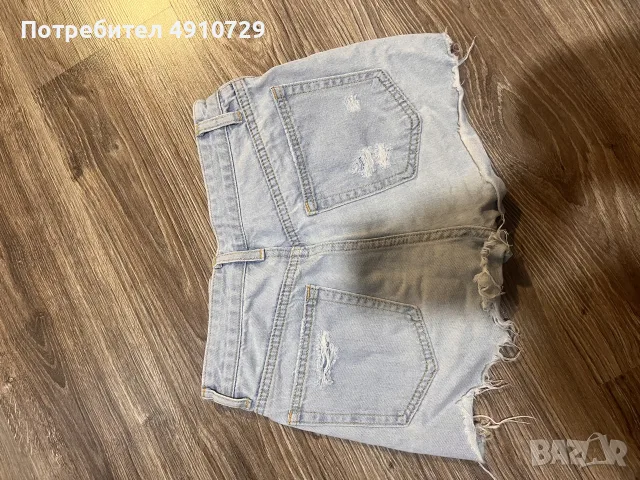 Къси дънкови гащи, снимка 2 - Детски къси панталони - 55579359