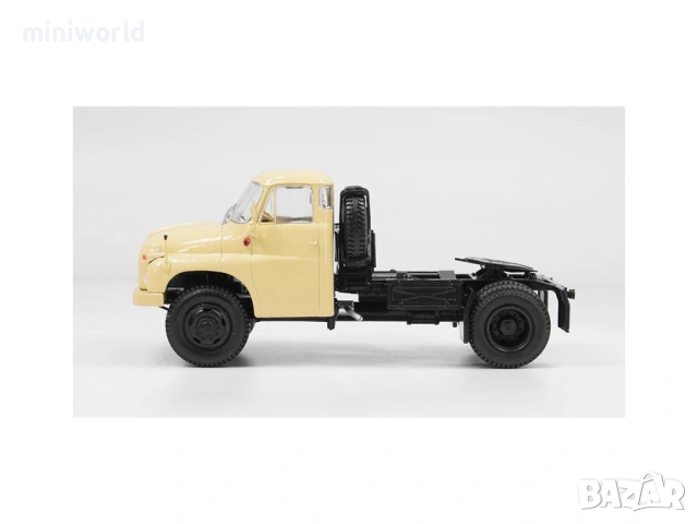 Tatra 148 NT 4x4 влекач - мащаб 1:43 на Авто История моделът е нов в кутия, снимка 2 - Колекции - 54697233