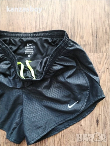 nike - страхотни дамски шорти КАТО НОВИ ХС