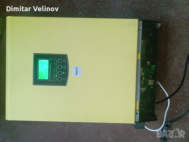 Хибриден инвертор EA Sun 5.5 kw за части има повреда не разпознава батерията и дава грешка, снимка 2 - Друга електроника - 55262240