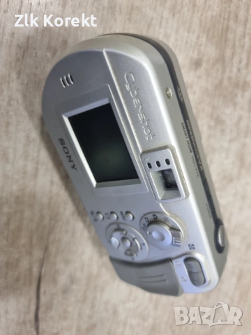 Фотоапарат Sony Cybershot DSC-P72 , снимка 6 - Фотоапарати - 54269455
