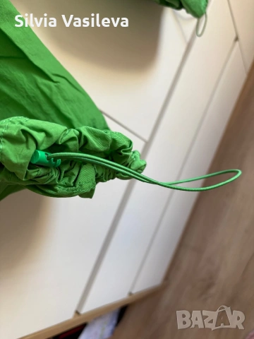 Зелен спортен панталон Bershka, снимка 6 - Панталони - 54319011
